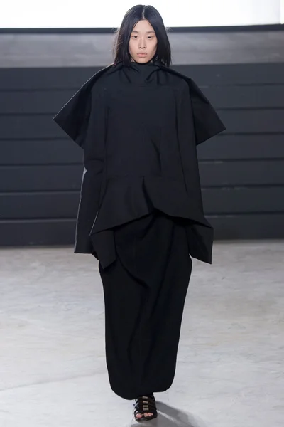 Look 13
